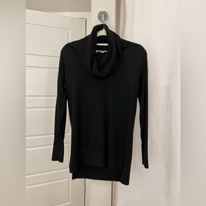 Ann Taylor LOFT turtleneck sweater
